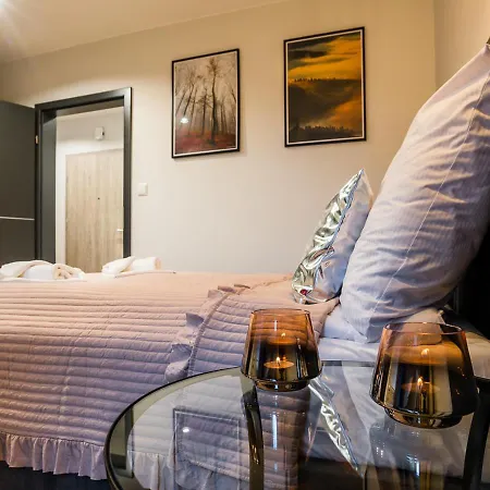 Apartament A7 *
